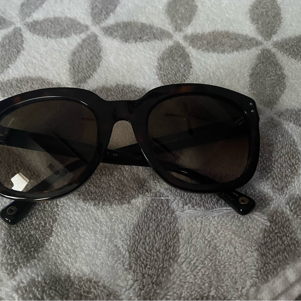 Dark Tortoise(brown) sunglasses - Picture 4 of 4